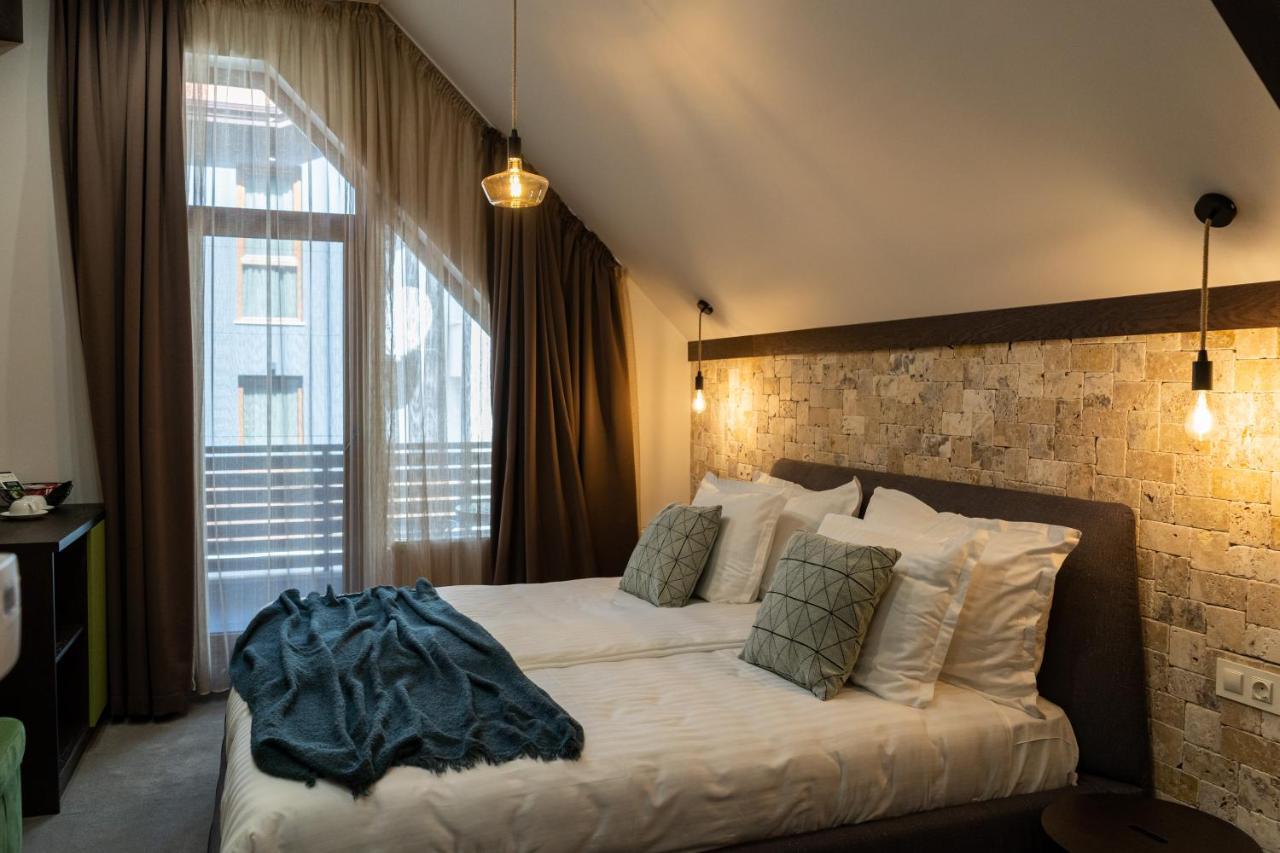 103 Alpine Hotel Panichishte Bagian luar foto