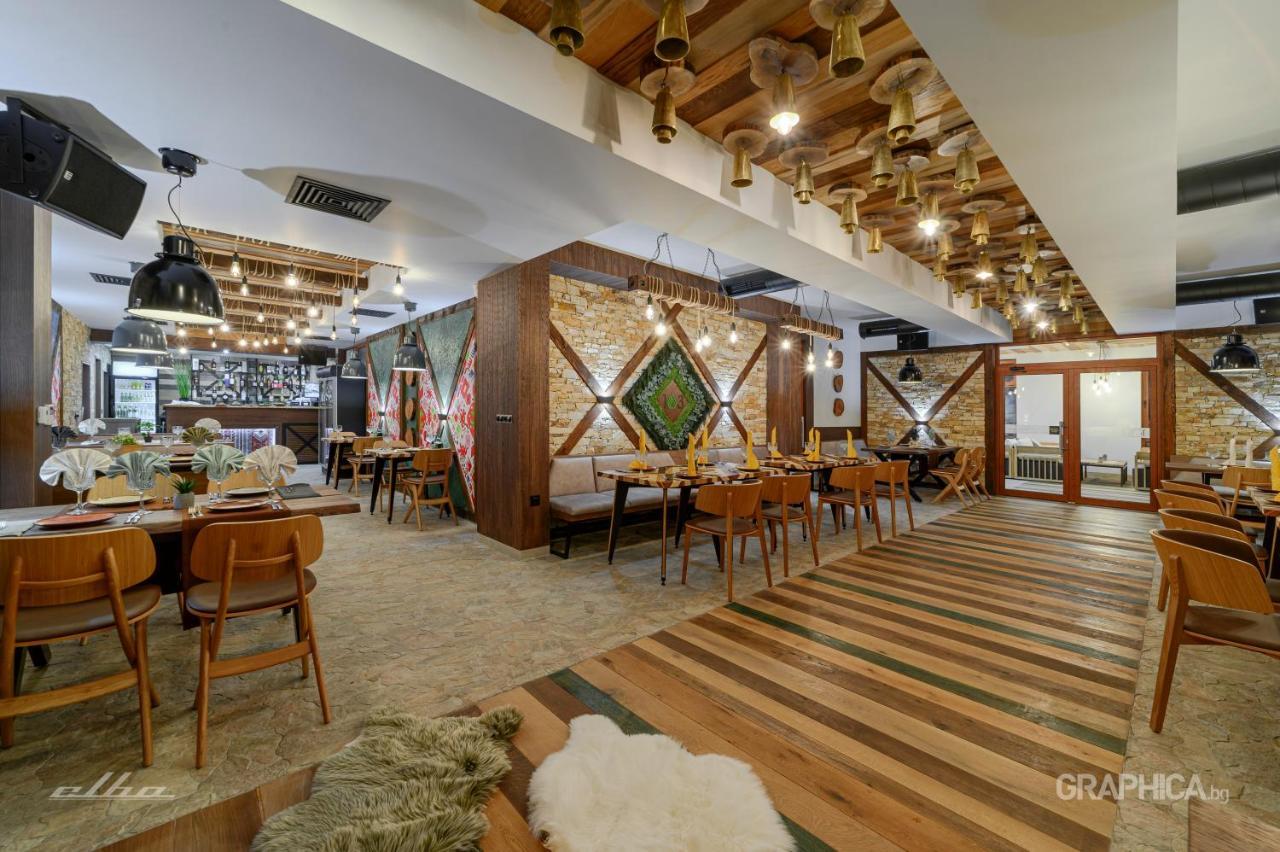 103 Alpine Hotel Panichishte Bagian luar foto