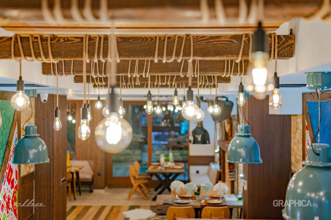 103 Alpine Hotel Panichishte Bagian luar foto