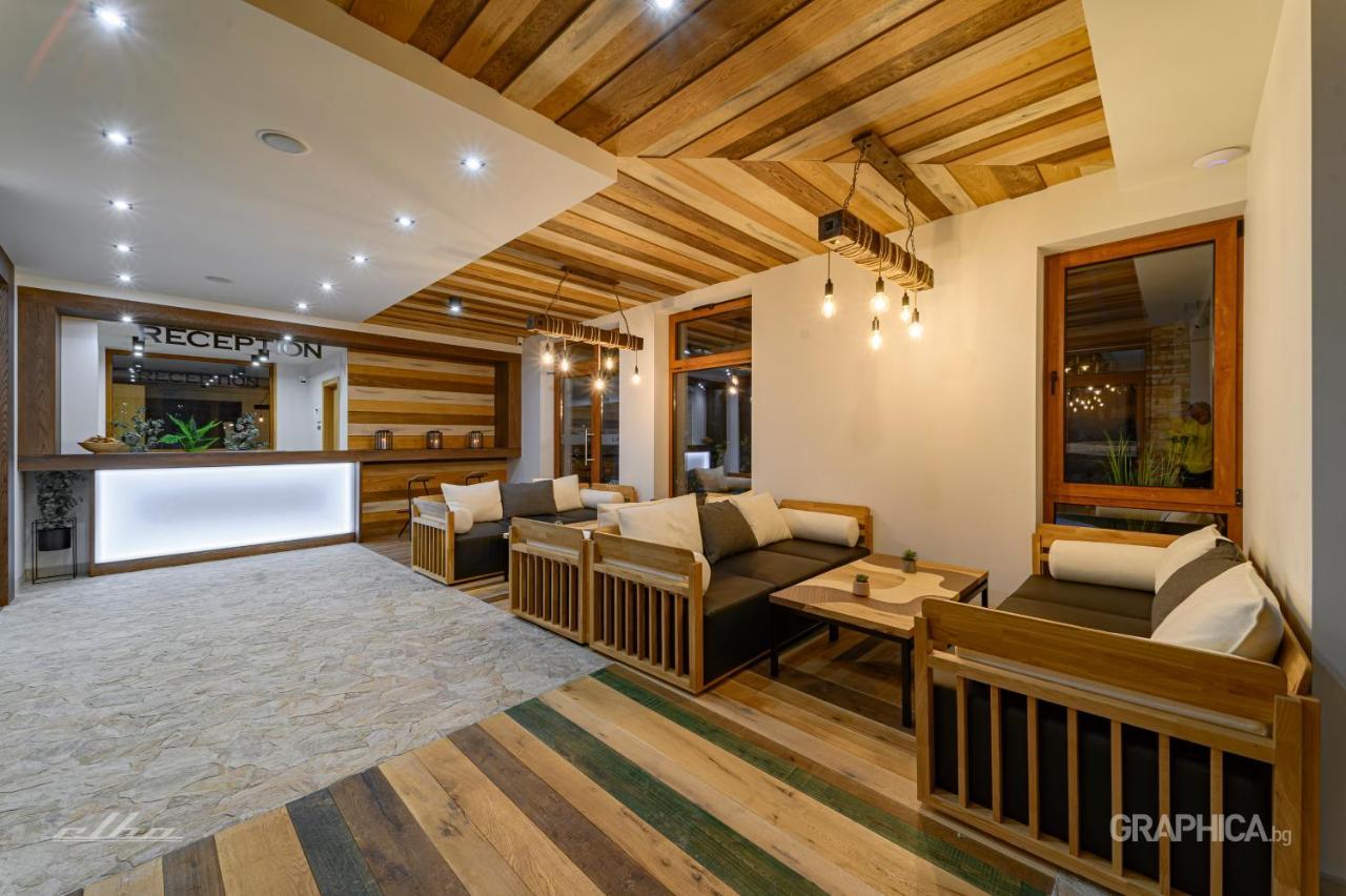103 Alpine Hotel Panichishte Bagian luar foto
