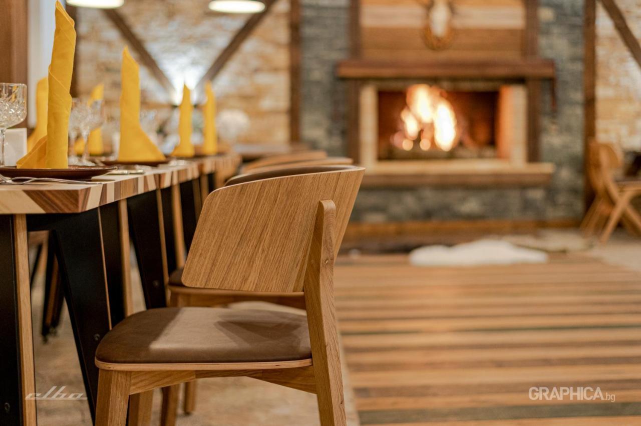 103 Alpine Hotel Panichishte Bagian luar foto
