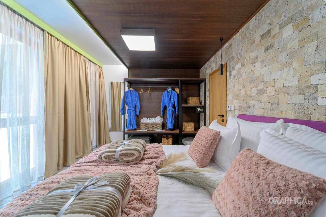 103 Alpine Hotel Panichishte Bagian luar foto